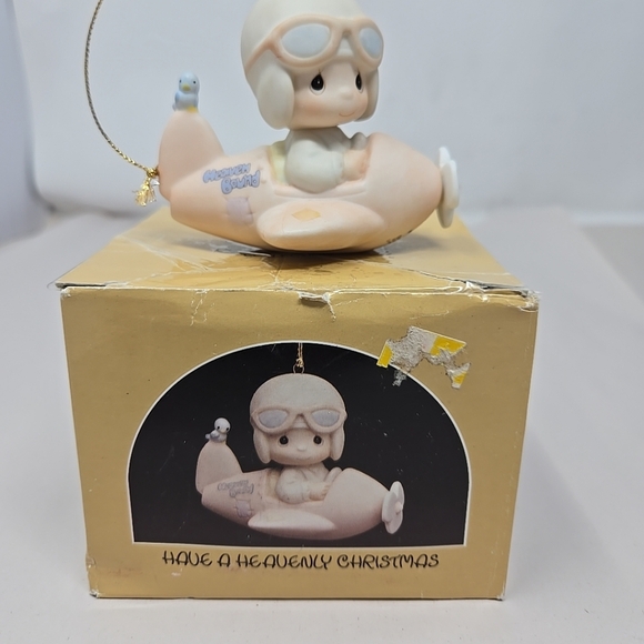 Precious Moments Christmas Ornament Have A Heavenly Christmas Porcelain Miniture - Picture 3 of 10